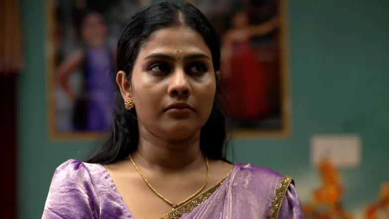 Kudumbashree Sharada - November 09, 2025 - Episode Spoiler