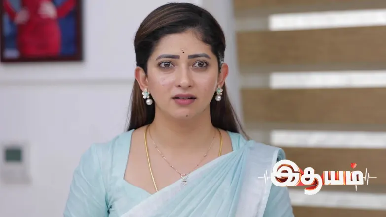 Aadhi Overhears Meena and Thilakavathi Episode 829