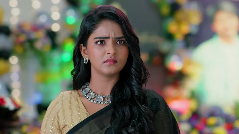 Lakshmi Nivasam - November 08, 2025 Episode 222