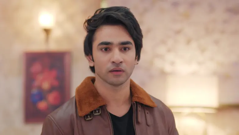 Kirti Tries to Handle Dhruv - Jaane Anjaane Hum Mile 