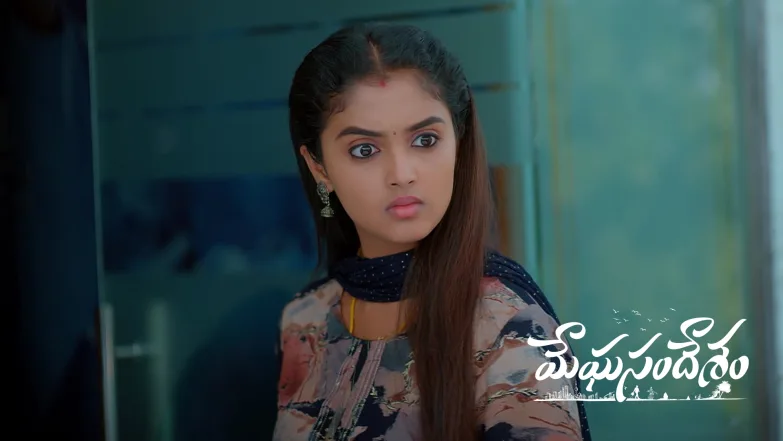 Bhoomi Shields Krishnaprasad from Apoorva Episode 473