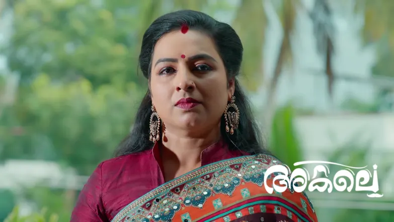 Deepak Sets His Eyes on Sandra Episode 352