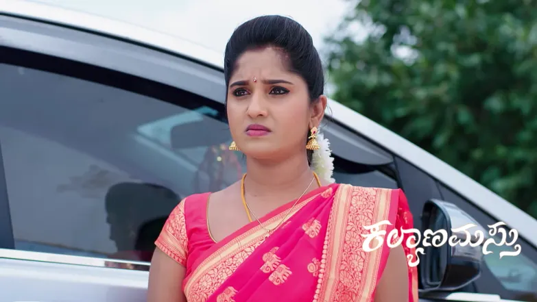 A Bull Chases Divya Episode 1156