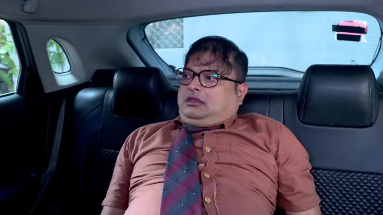 Bhogoban's Corpse in Madan's Car Episode 75