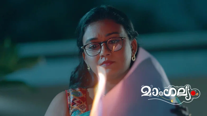 Avanthika Fumes at Jernny Episode 740