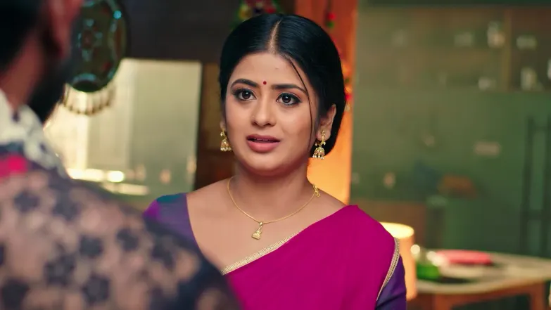 The News about the Mishap Worries Aravinda Episode 12