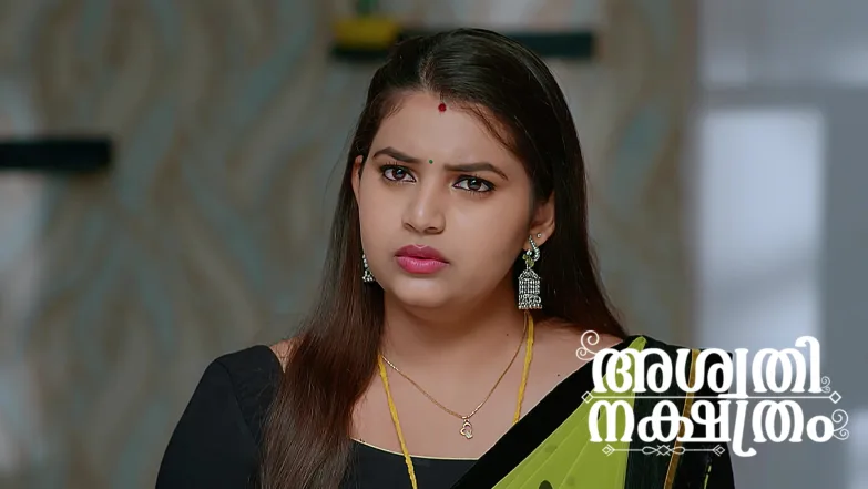 Masked Men Enter Vedavathi's House Episode 486