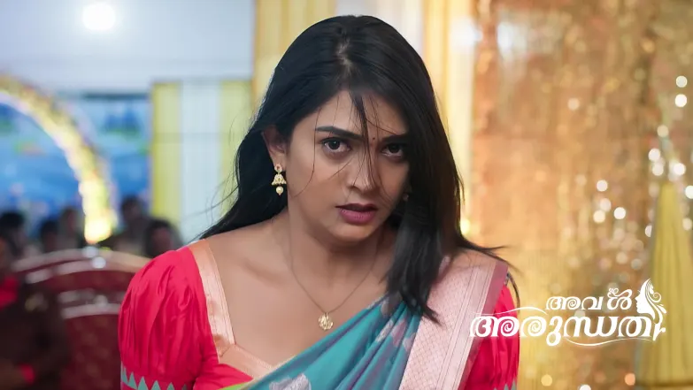 Parvathi Heads to the Wedding Dais Episode 217