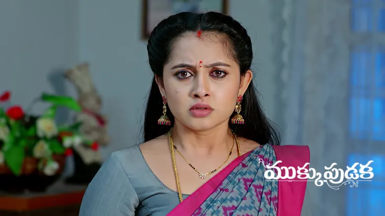 Krishna Flees from the Police Episode 1063