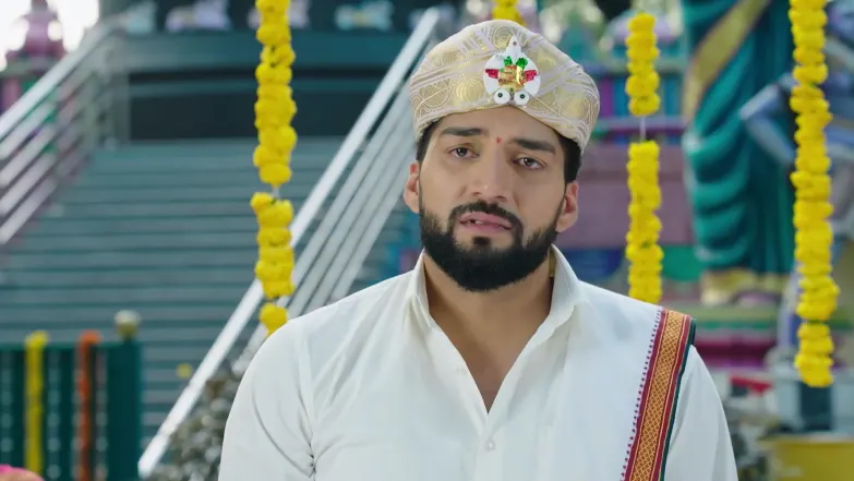 Laddu-Shourya at the Wedding Dias with Their Partners Episode 91