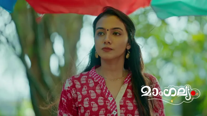 Avanthika Has a Word with Chippy Episode 751