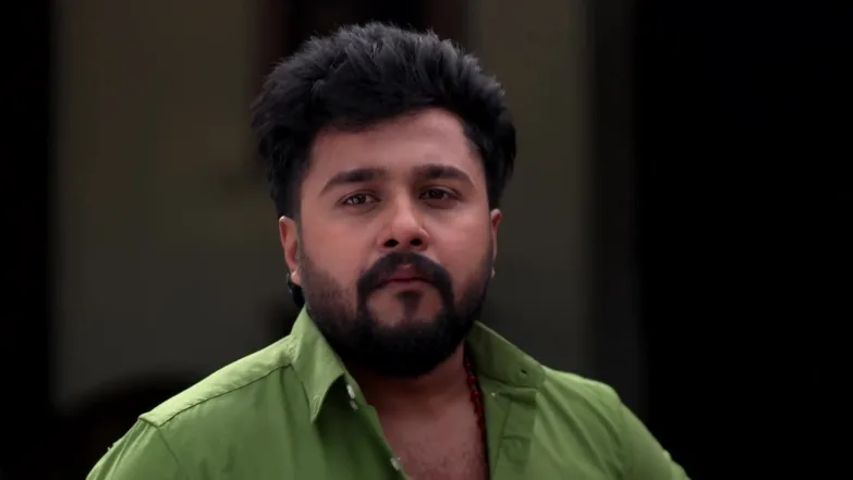 Vishnu Questions Gopalakrishnan - Kudumbashree Sharada 