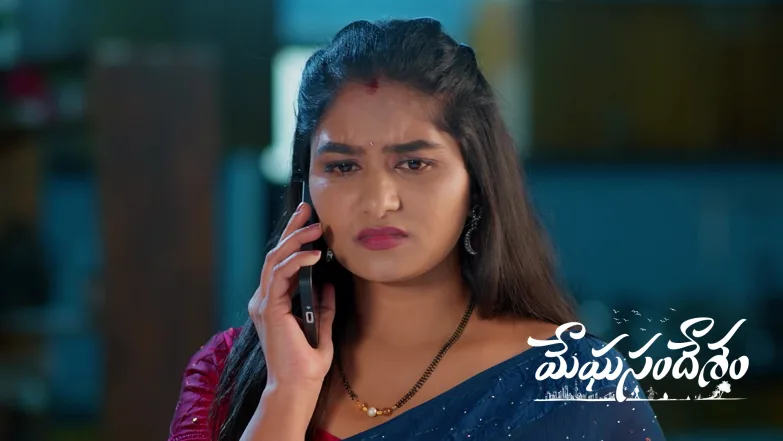 Apoorva Destroys the Camera Episode 496