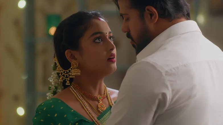 Meghasandesam - December 18, 2025 - Episode Spoiler