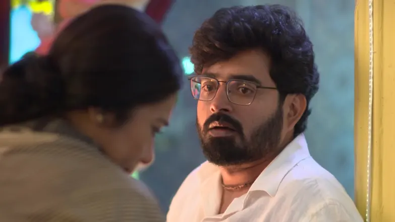 Taare Dhori Dhori Mone Kori - December 18, 2025 - Episode Spoiler