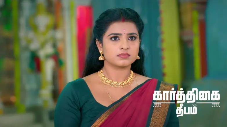 Karthikeyan Recovers the Gold Ornaments Episode 1078