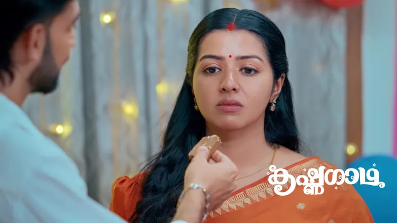 Sumithra Greets Thankam Warmly Episode 163