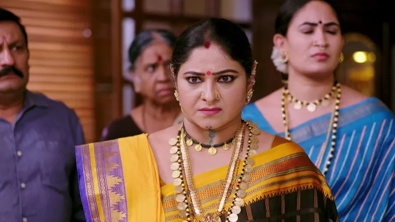 Akshara Screams in Fear Episode 125