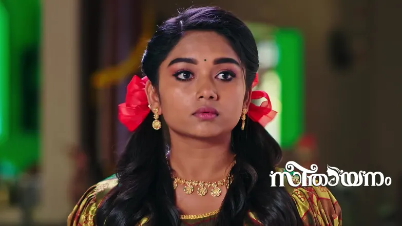 Sreeni Dresses in a Traditional Outfit Episode 164