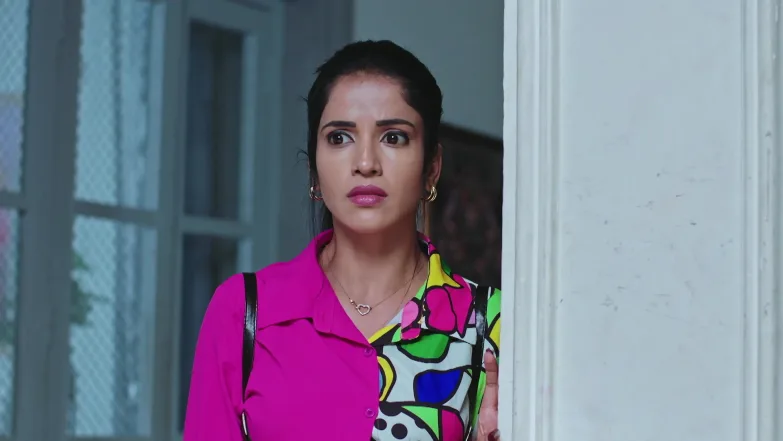 Maya Is Struck by Panic Episode 254