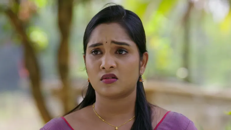 Akshara Decides to Enter the Eerie House Episode 141