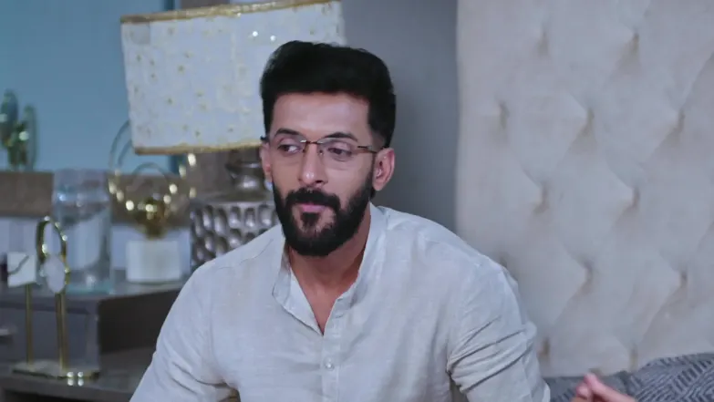 A Scene Startles Maya Episode 270