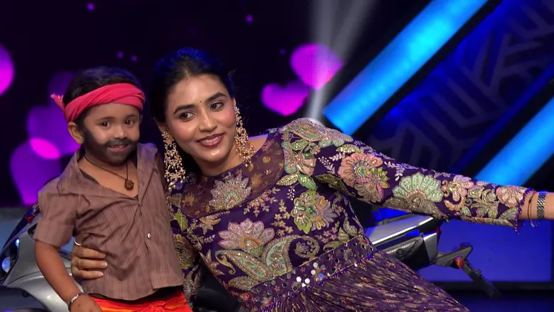 Sweet Surprises for Birthday Girl Pooja! Episode 31