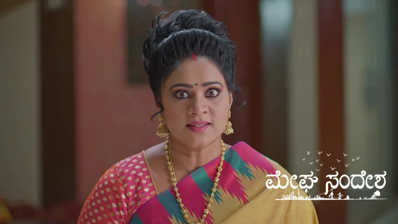 Apoorva Destroys the Camera Episode 487