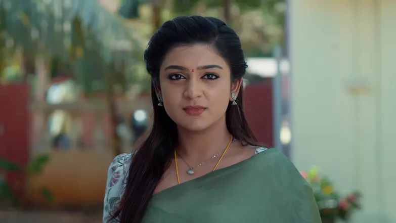 Vijayashanthi Teaches Chiranjeevi a Lesson Episode 165