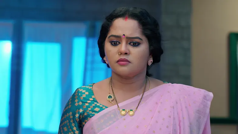 Devayani's Revelation Stuns Bhagyalakshmi Episode 182