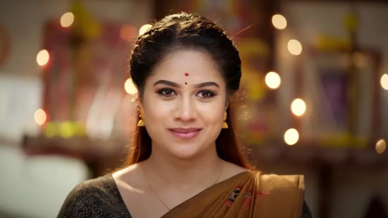 Amutha's Act Overwhelms Sumathi Episode 31