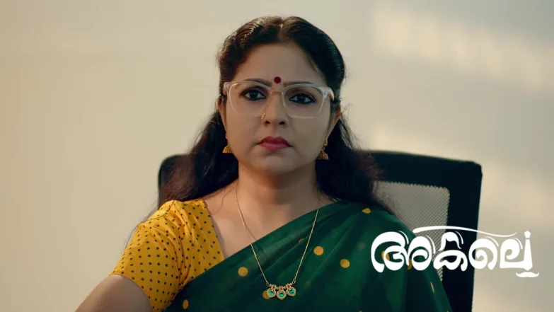 Will Padmavathy Take Care of Prathapa Varma? Episode 458