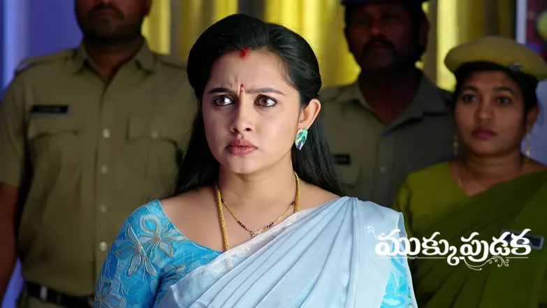 Rocky Disguises as Gowri to Attack Vedavathi Episode 1143