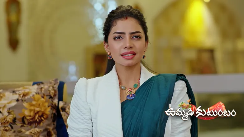 Ananda’s Choice of Sari Shocks Darshan and Sharanya Episode 414