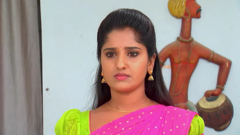 A Disguised Shrinidhi Scares Kanaka Durga Episode 230