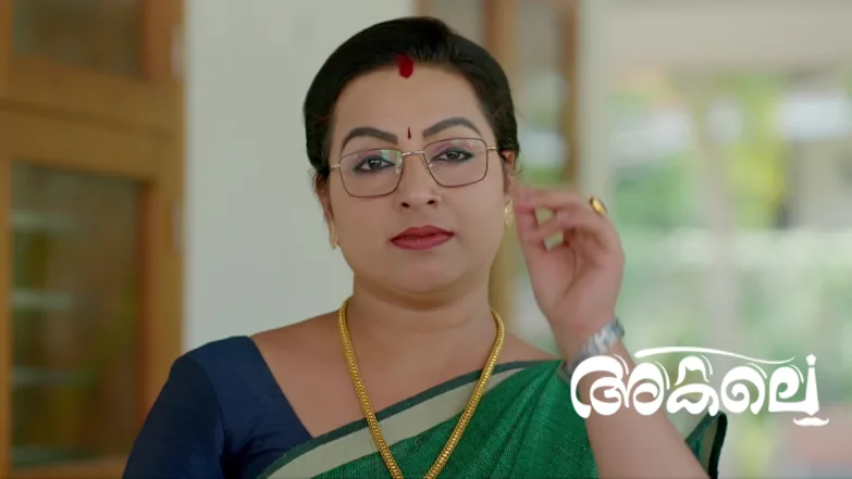 Rithika Confronts Ambika Episode 460