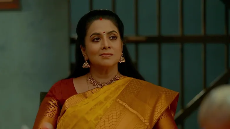Ramadevi Threatens to Kill Sivadasan - Chembarathy 