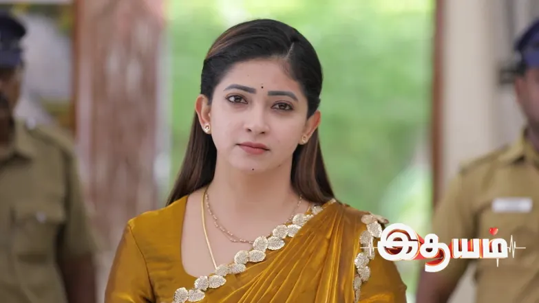 Bharathi Follows Dhurai Episode 943