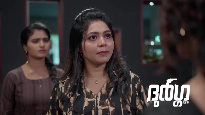 Durga Slaps Akshita Episode 112