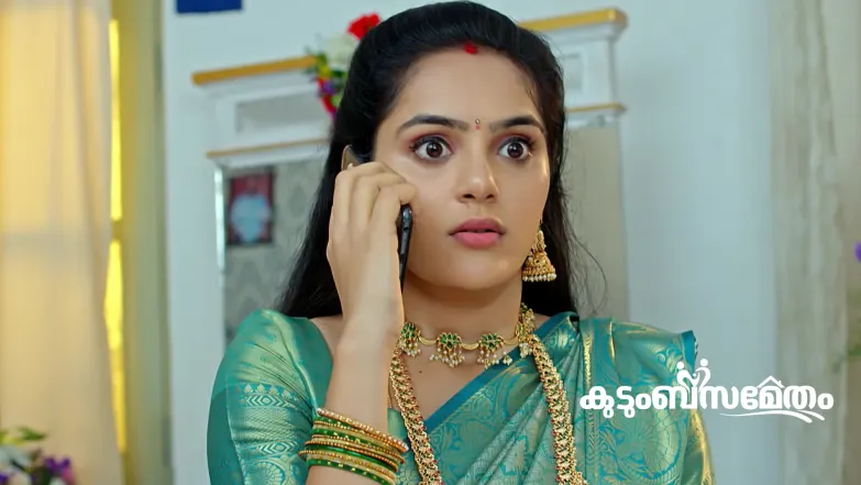 Saranya Lies Unconcious Inside a Car Episode 262