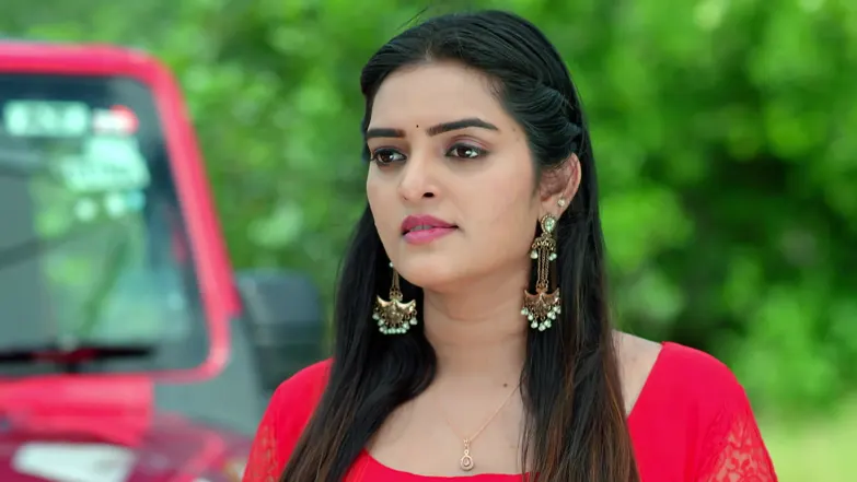 Sahana Seeks a Promise from Yamuna Episode 64