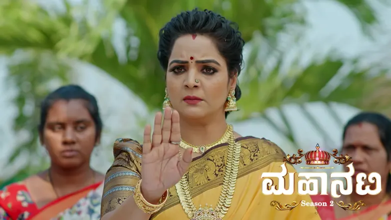 Naidu Tries to Stab Ananda Bhairavi Episode 387