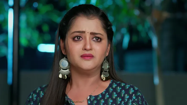 Praveen Threatens Mithra Episode 282