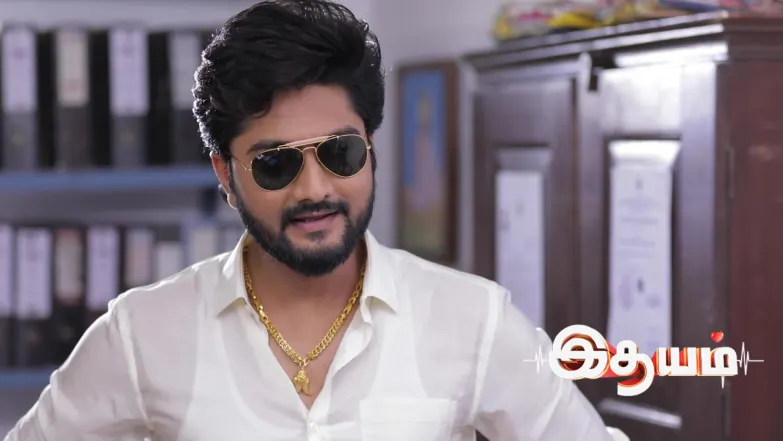Bharathi Seeks Kumar's Help Episode 963
