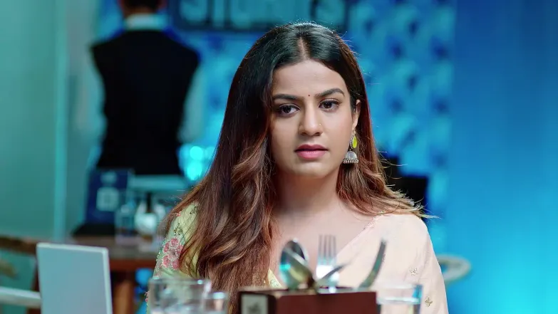 Nidhi and Karna Are Mistaken for a Couple Episode 13