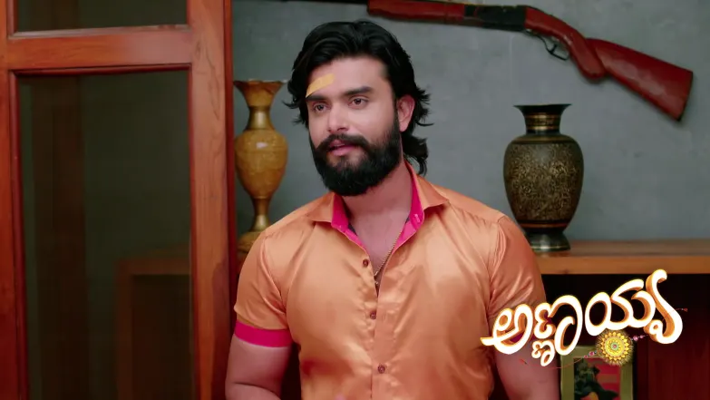 A Surprising Aide Comes to Help Parvathi's Clinic Episode 440
