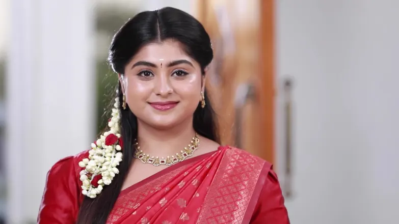 Bangari Wears Jhansi Devi’s Wedding Sari Episode 93