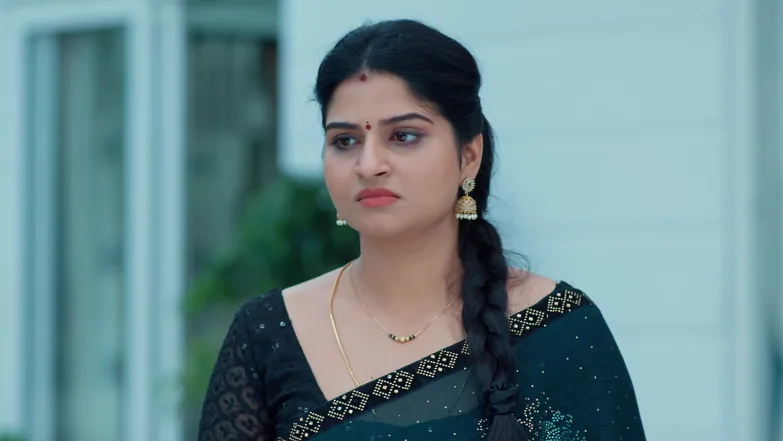 Chiranjeevi Outsmarts Vijayashanthi Episode 208