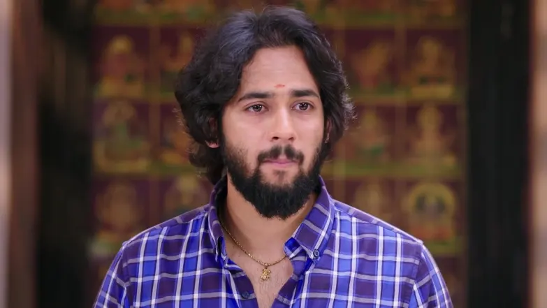 Subbu Learns about Veerendranath's Trouble - Shravani Subramanya 
