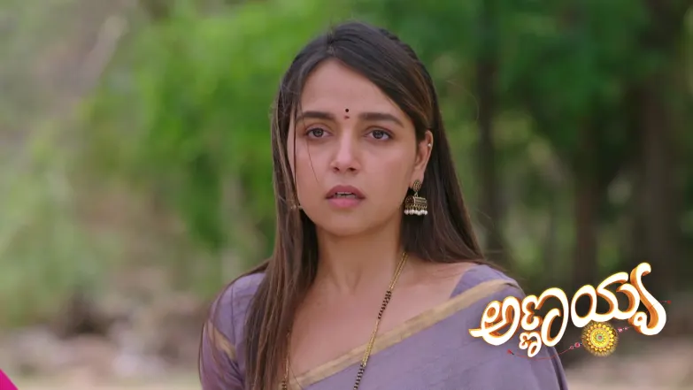 Parvathi Collapses after Witnessing the Shocking Scene Episode 452